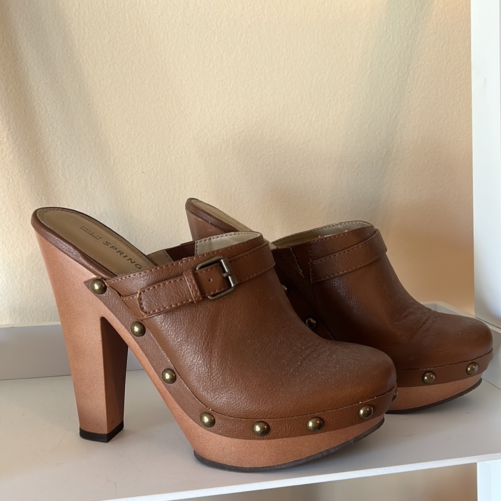 CALL IT SPRING brown studded clogs size 6.5 - Picture 6 of 12